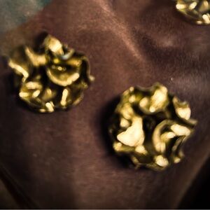 NEW PRICE CUT! Beautiful crinkle Gold Floral Museum of Design,NYC, pierced